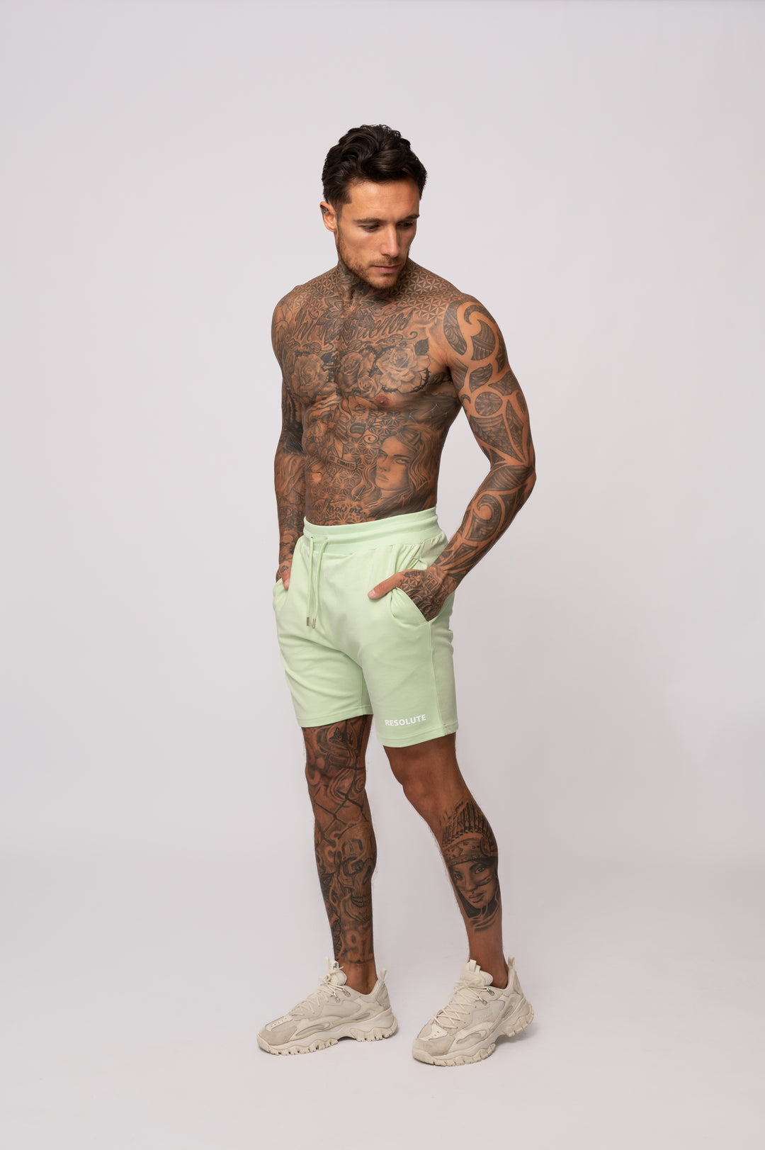 ICONIC CREST SHORTS | PASTEL GREEN / WHITE