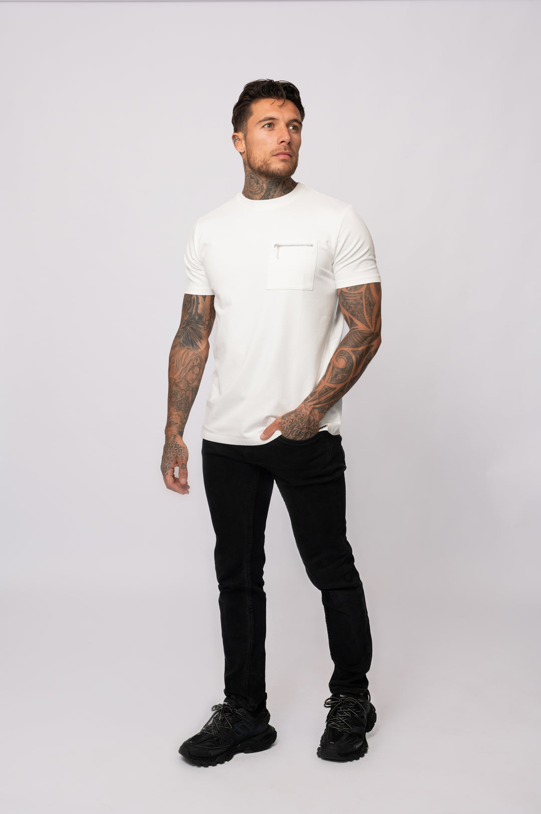 POCKET T-SHIRT | WHITE / BLACK